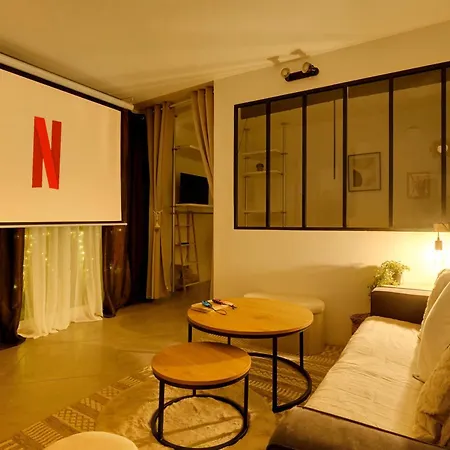 Le Canal Ocre - Netflix - Parking Couvert